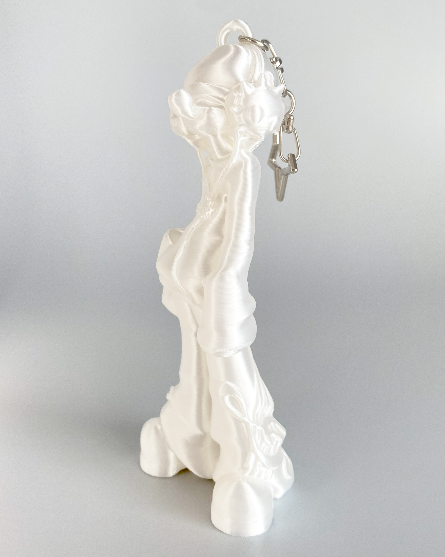 Nico Charm (Silky White)